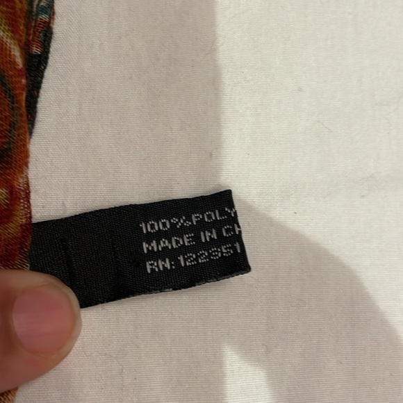 Roffe Accessories Morgan Floral Paisley Print Scarf - Picture 2 of 4